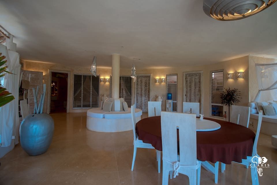 Camelot Apartment