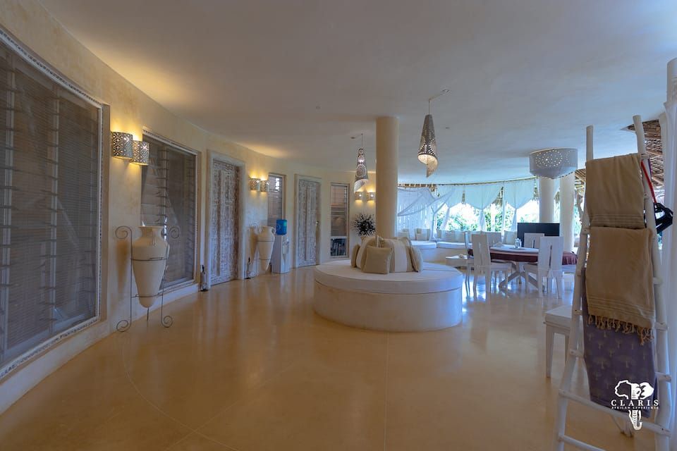 Camelot Apartment